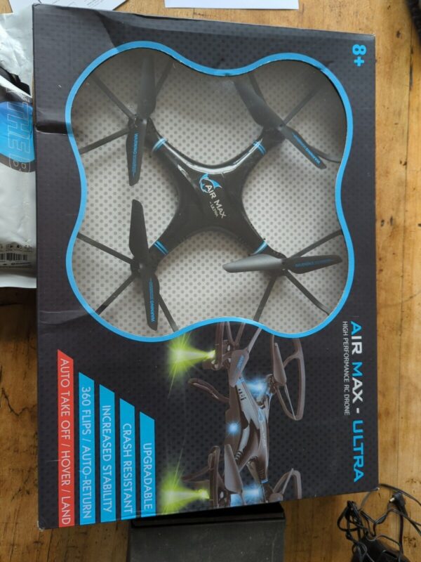 TRADE LOT BRAND NEW AIR MAX ULTRA UPGRADEABLE, CCRASH RESISTANT, INCREASED STABILITY, 360 FLIPS, AUTO RETURN, AUTO TAKE OFF/HOVER LAND HIGH PERFORMANCE RC DRONE 